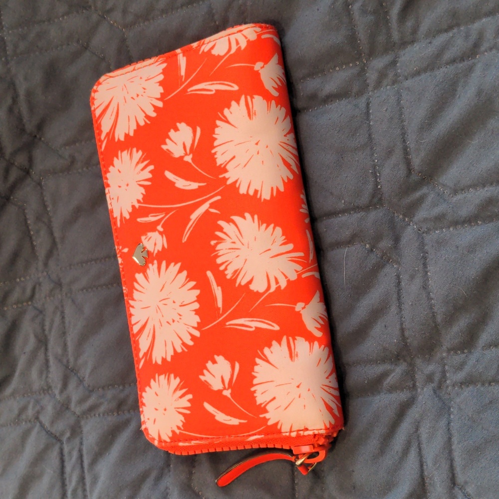 Kate Spade Vibrant Orange Wallet